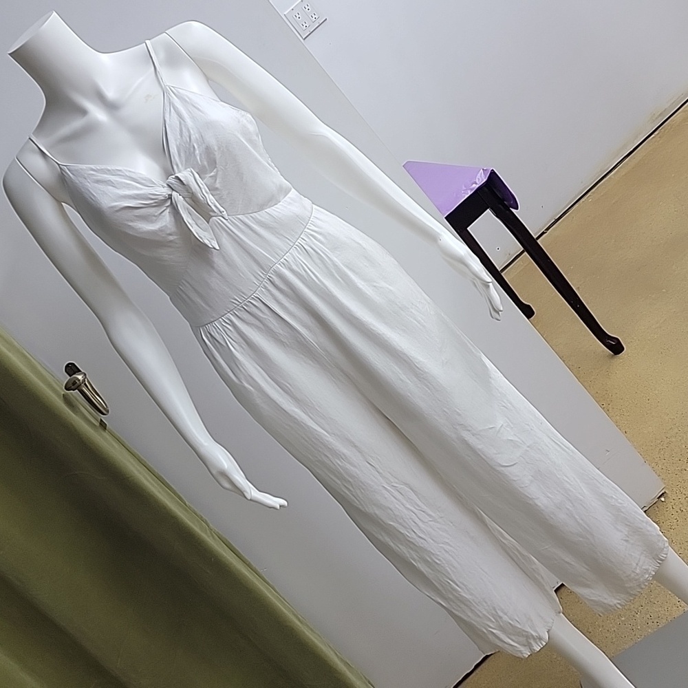 Japna Romper Jumpsuit White Sleeveless Lined and Lightweight Size Large